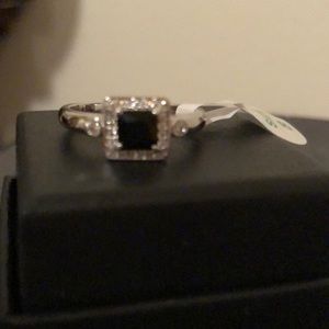 Black onyx and white topaz Ring size 8